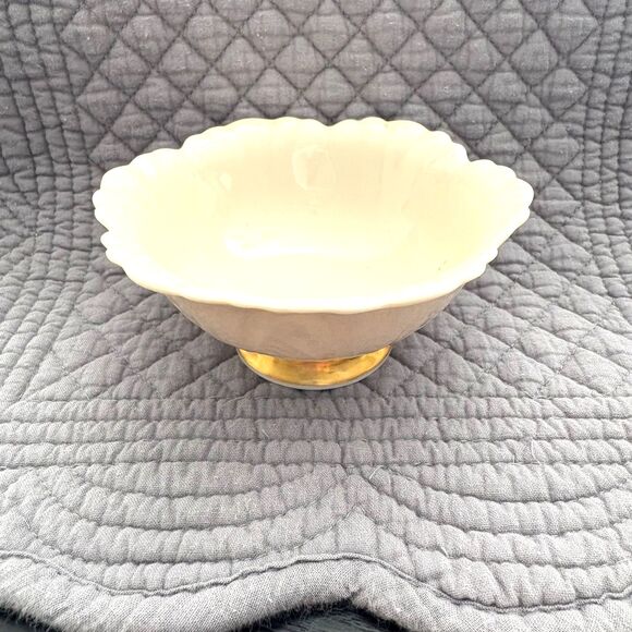 Lenox Small Dorian Trinket Dish Trimmed in Gold Vintage - Picture 5 of 7